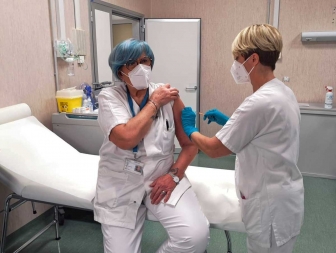 Viterbo - La somministrazione dei primi vaccini anti-Covid a Belcolle