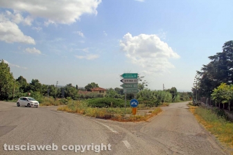 La strada per Castel d'Asso