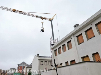 La strada ripulita dal ponteggio