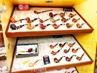 Viterbo - La tabaccheria di Saul Pallotta e Adonella Briscia