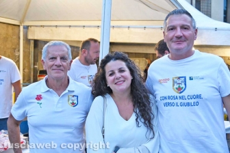 Santa Rosa - Pienone per la terza cena con i facchini - Massimo Mecarini con Chiara Frontini