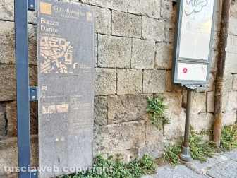La tomba di piazza Dante