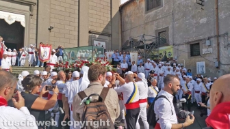 Viterbo - La traslazione del corpo incorrotto di Santa Rosa per le vie della città