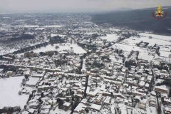 La Tuscia vista dall\'elicottero dopo il nevone