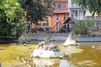 La vasca di pratogiardino Lucio Battisti