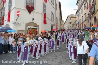 La vestizione del corteo storico e la partenza