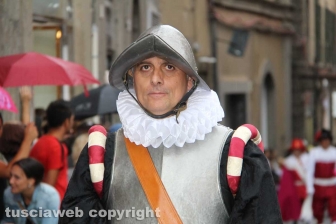 La vestizione del corteo storico e la partenza