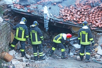 La villetta distrutta dall'esplosione