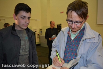 Viterbo - Susanna Tamaro con gli studenti