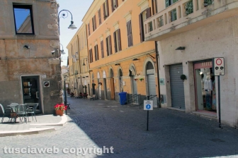 Tarquinia - La ztl in centro storico