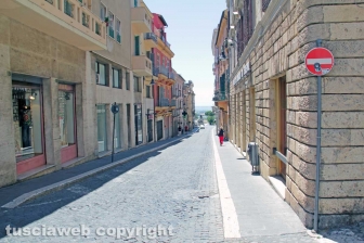 Tarquinia - La ztl in centro storico