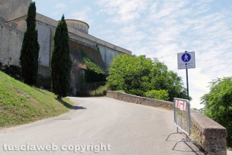 Tarquinia - La ztl in centro storico