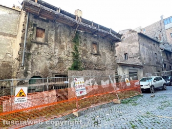 L'abbandono di via dei Magazzini