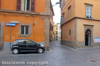 L'abbandono di via Mazzini