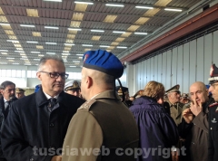 Il ministro della difesa Mauro a Viterbo per i funerali di Calligaris e Lozzi
