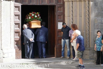 Viterbo - I funerali di Massimiliano Greto