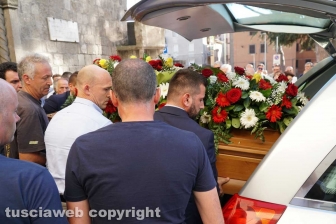 Viterbo - I funerali di Massimiliano Greto