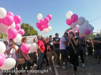 Civita Castellana - I funerali della 22enne Vanessa Brundo