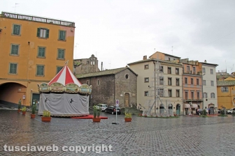 L'albero di piazza del Teatro