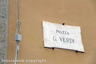 L'albero di piazza del Teatro