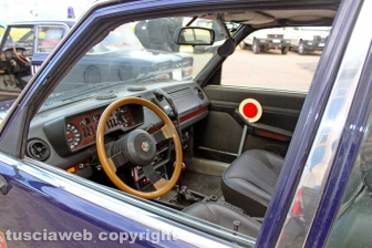 Viterbo - Carabinieri - Le auto d’epoca dell’associazione di volontariato “Lampeggiante blu"