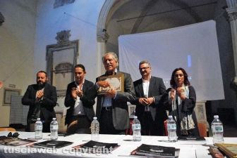 Lando Buzzanca riceve una targa