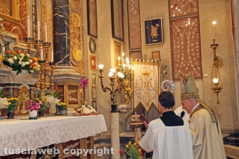 L'apertura della porta santa della Madonna Liberatrice