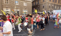 L\'Arci lesbica di Viterbo al Gay pride