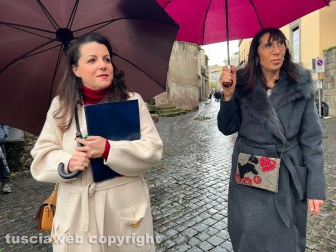 L'arrivo del nuovo vescovo Orazio Francesco Piazza in cattedrale - La sindaca Chiara Frontini