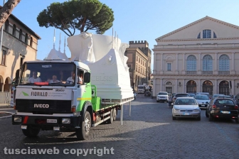 L'arrivo e l'assemblaggio di Gloria
