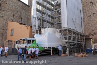 L'arrivo e l'assemblaggio di Gloria