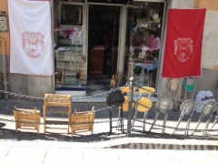 Le sedie abusive in via Cavour