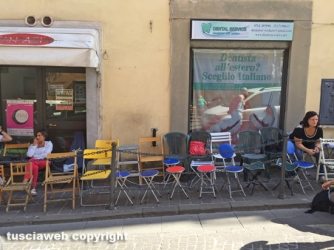 L\'attesa per il trasporto di Gloria