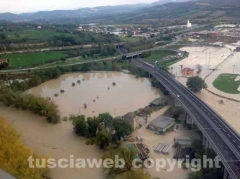 L\'autostrada dall\'elicottero