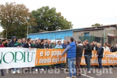 Lo sciopero dei lavoratori della Unopiù
