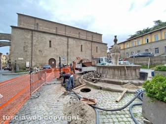 Lavori a piazza Dante