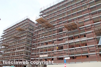Il cantiere dell\'Easy Village di Saggini Costruzioni in via Polidori