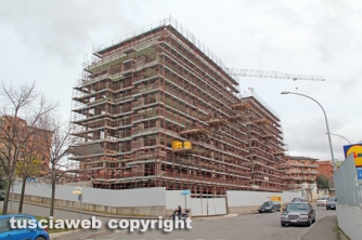 Il cantiere dell\'Easy Village di Saggini Costruzioni in via Polidori