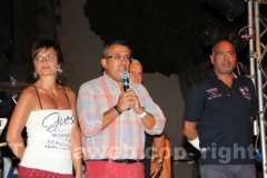 Cristina Pallotta sul palco con l\'assessore Contardo e il capo facchino Rossi