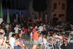 Le cene in piazza dei Facchini