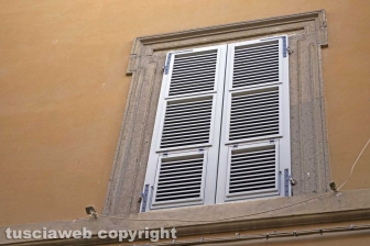 Le facciate della città