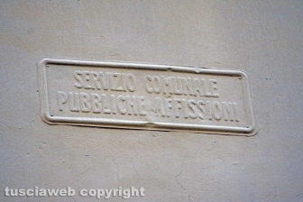 Le facciate della città