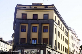 Le facciate della città