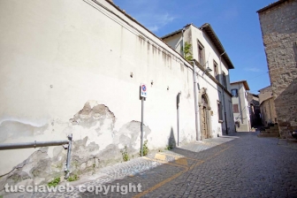 Le facciate della città