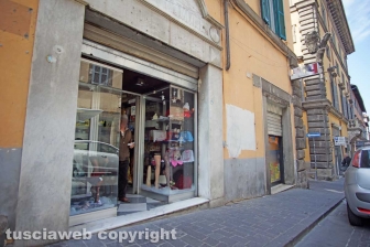 Le facciate della città
