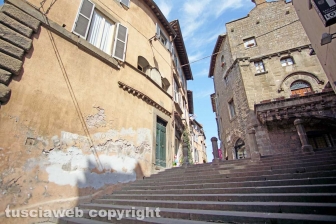 Le facciate della città