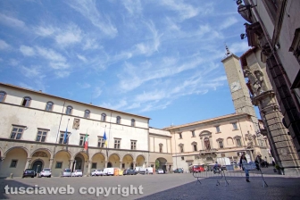 Le facciate della città
