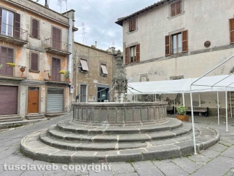 Viterbo - La fontana di Pianoscarano