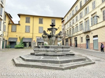 Viterbo - La fontana di piazza delle erbe