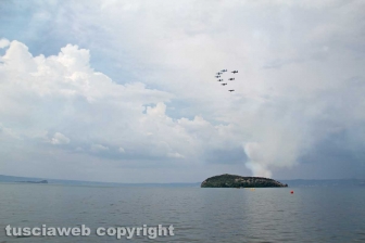 Le Frecce tricolori danno spettacolo